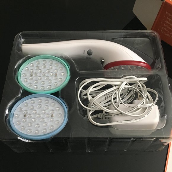 Sirius Aurora Handheld System For Wrinkles, Acne & Hyperpigmentation - Picture 4 of 16